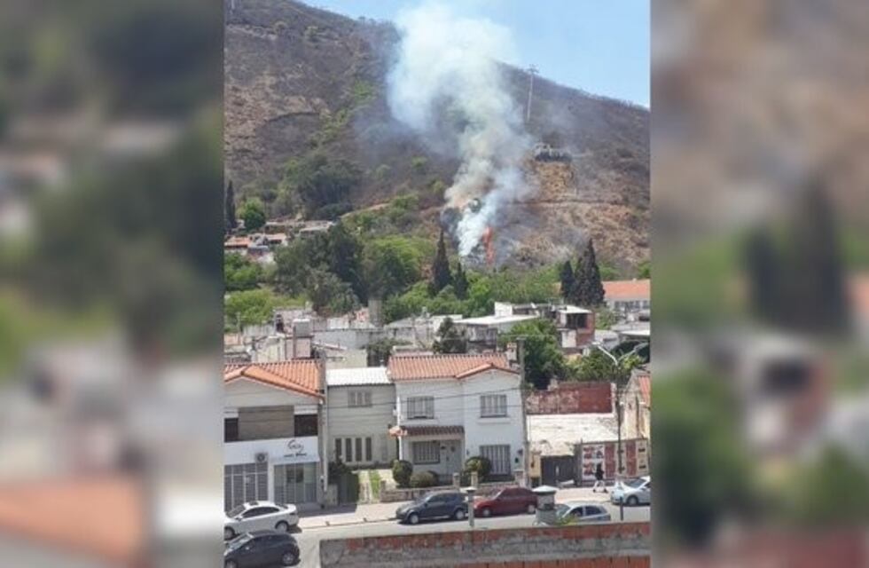 Un incendio quemó 25 hectáreas del cerro San Bernardo
