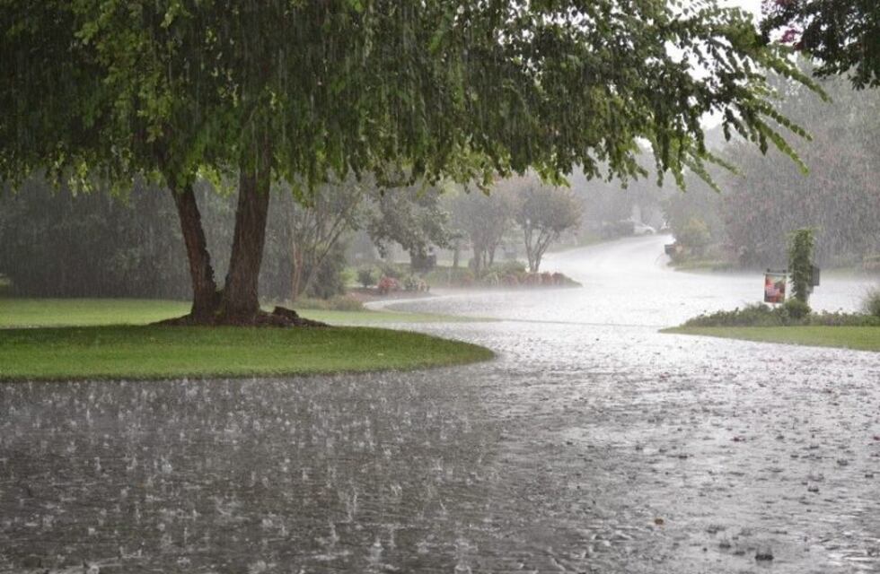 Abundante lluvia caída en Arroyito y en la zona