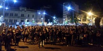 Marcha en Paraná por Agustina\u002E