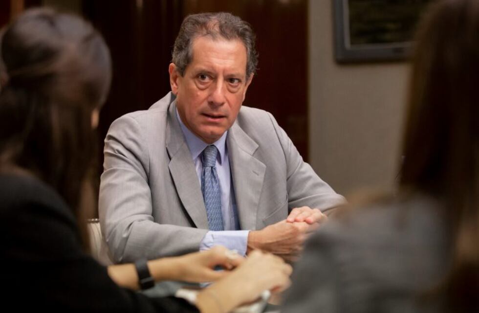 El Banco Central volvió a bajar la tasa mínima de Leliq tres puntos porcentuales y la fijó en 52%