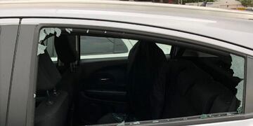 Rompevidrios en Av\u002E Mate de Luna (Gobierno de Tucumán)