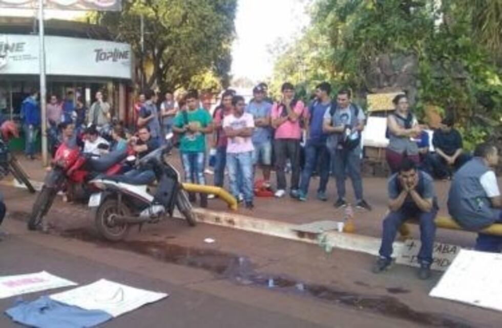 Dass: obreros despedidos quieren volver al trabajo