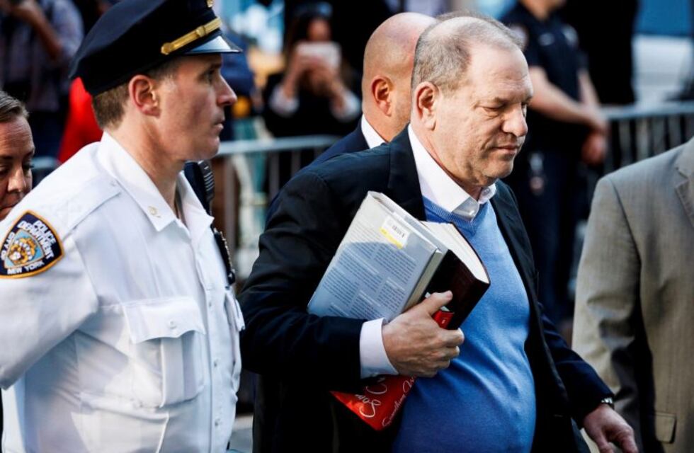 Harvey Weinstein quedó detenido y es investigado por abusos sexuales