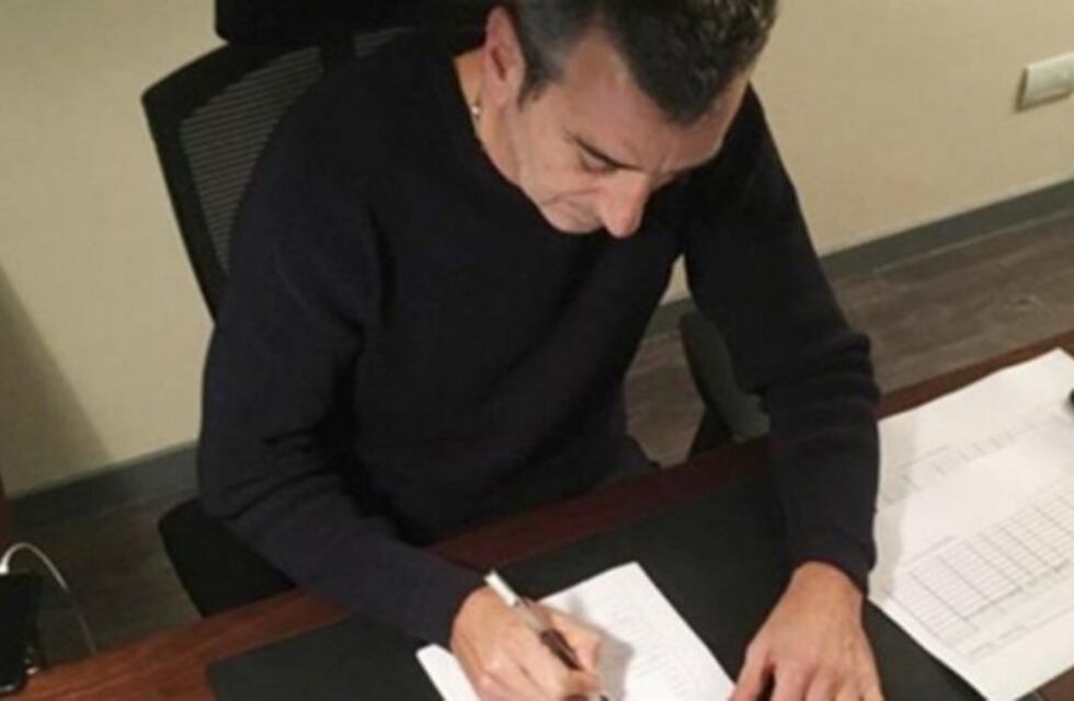 Florencio Randazzo firmó su candidatura: se postulará a senador nacional por el Frente Justicialista