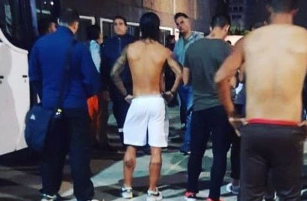 La barra de Platense atacó y robó a sus jugadores tras perder con Estudiantes de Caseros