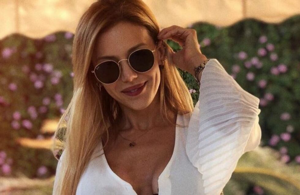 Evangelina Anderson le dio la bienvenida al frío de Europa en bikini: "Invierno Caliente"