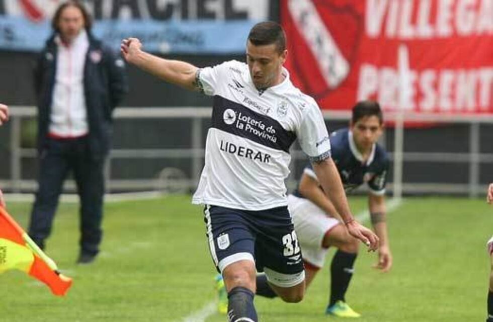 Ramiro Carrera también se acerca a Belgrano