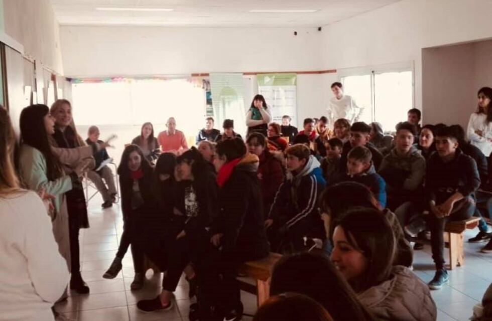 "Noviazgos sin Violencia" en Pehuen Co