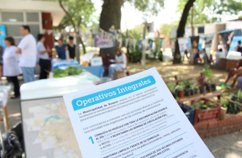 Comercios clausurados, 12 motos al corralón y 17 autos retirados de la vía pública en barrio Azcuénaga