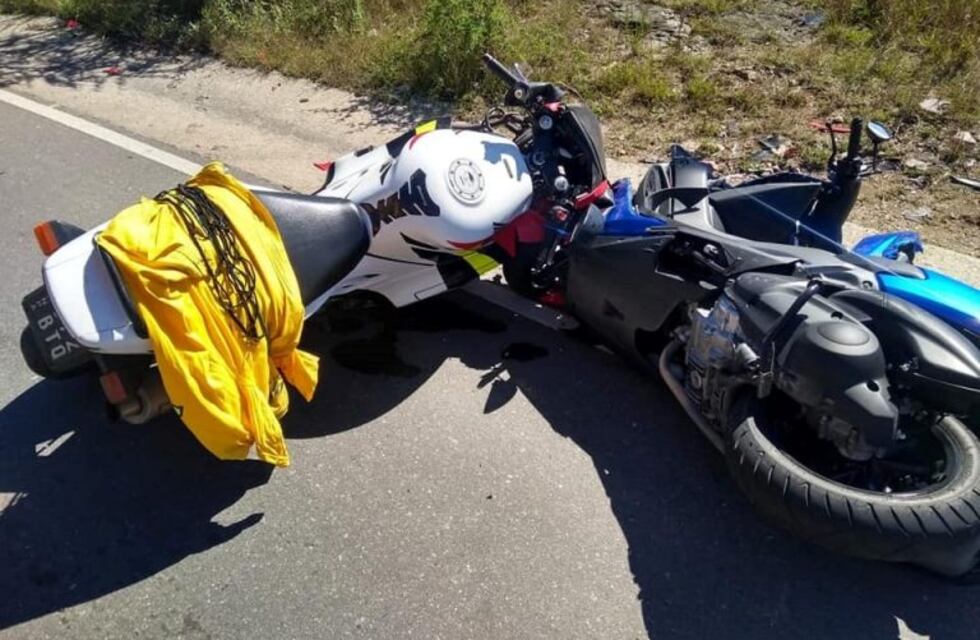 Dos motocicletas colisionaron en la ruta E98