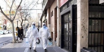 El martes por la tarde se definió cómo tendrán que cumplir el aislamiento quienes lleguen a San Juan desde el exterior.