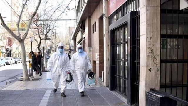 El martes por la tarde se definió cómo tendrán que cumplir el aislamiento quienes lleguen a San Juan desde el exterior.
