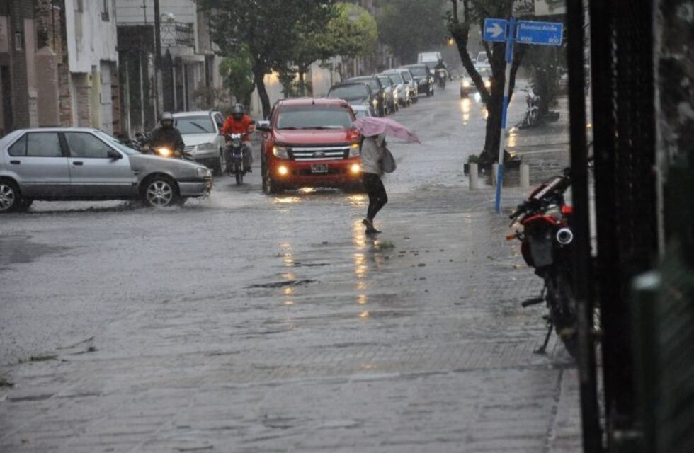 El antes y después de las inundaciones en la capital correntina