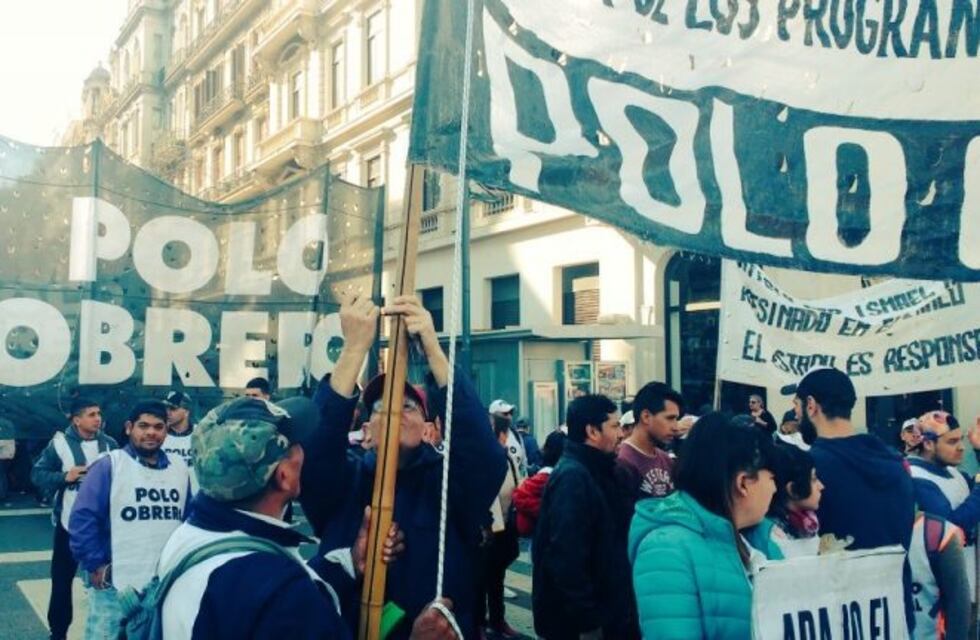 Momentos de tensión en la 9 de Julio durante una manifestación