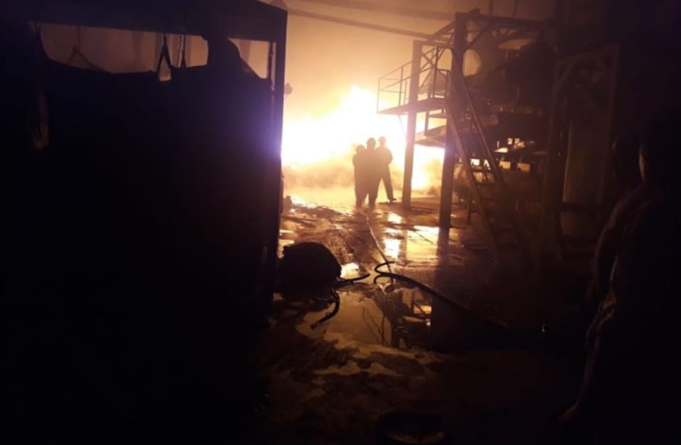 Se incendió el secadero de Yerba Mate Cuarto de Milla en Campo Grande