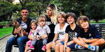 Familia Icardi Nara