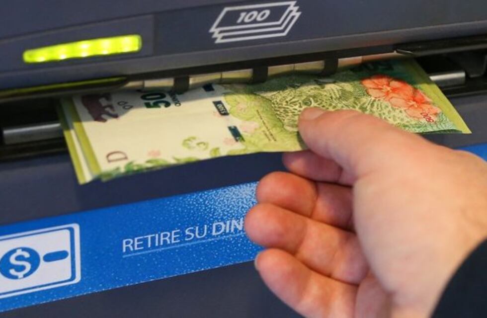 Mendoza recibirá de la Nación $1.900 millones, pero no pagará el medio aguinaldo a estatales