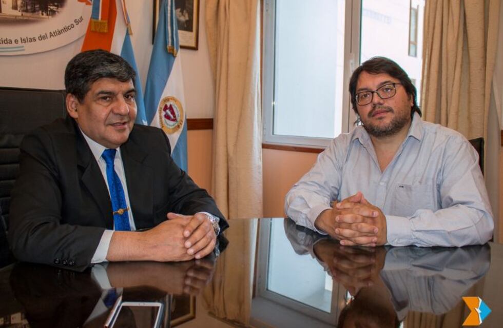 Academia Hacer Música visita la Legislatura