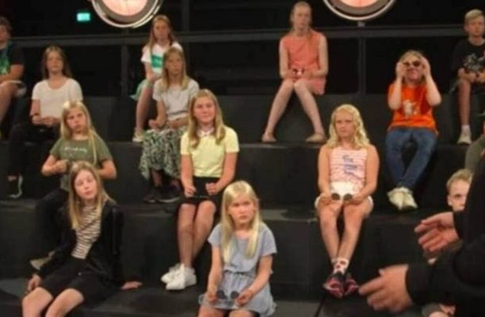 Programa de TV danés fue criticado por mostrar adultos sin ropa frente a menores por razones "educativas"