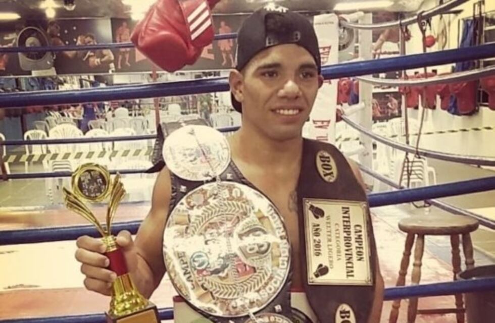 Boxeador misionero dejó la tarefa para pelear en Barcelona