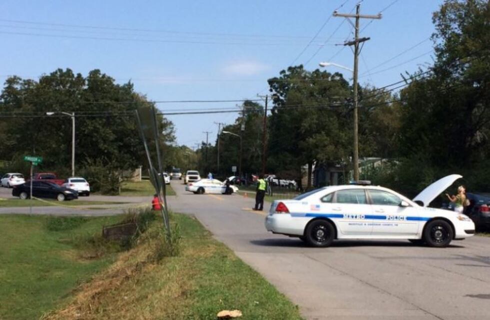 Al menos un muerto y ocho heridos tras tiroteo en una iglesia de EEUU