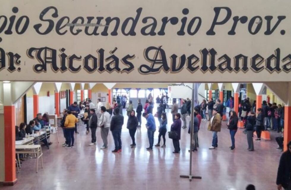 Nuevamente la ley de lemas le da un triunfo a Alicia Kirchner