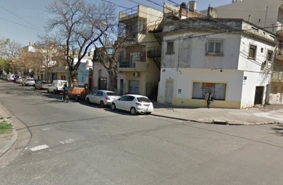 Desde una moto, balearon a un hombre en el macrocentro