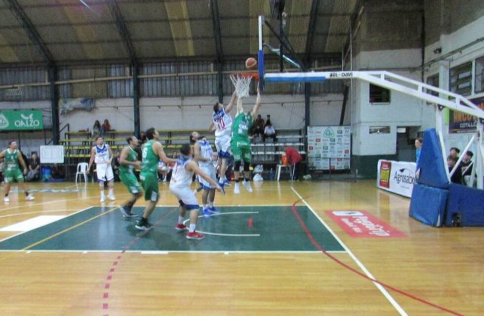 Barrio Parque se reencontró con la victoria