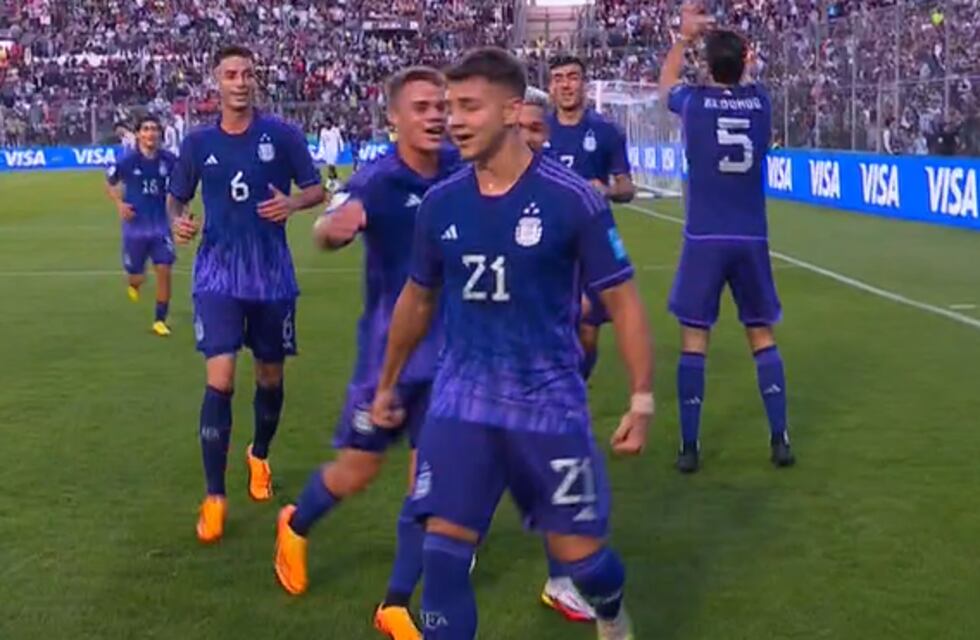 Argentina le ganó 5 a 0 a Nueva Zelanda y llega con todo a octavos