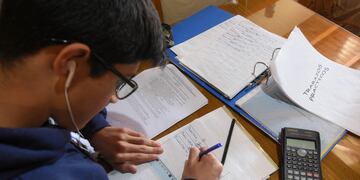 El programa, que comenzará el 1 de febrero, fue pensado para ayudar a los alumnos permanecer y seguir aprendiendo.