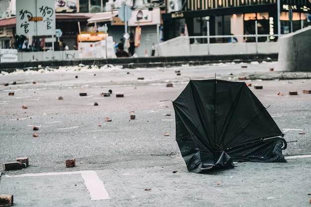 Cómo hacer una bolsa impermeable con un paraguas roto