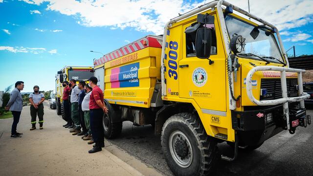 El último grupo de Bomberos de San Luis retornó a la provincia.