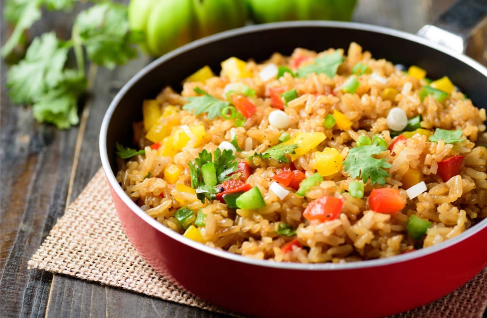 La mejor receta de arroz con verduras de Paulina Cocina que no falla y se hace en pocos minutos