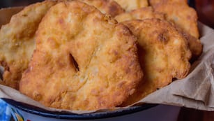 Cómo hacer tortas fritas en simples pasos.
