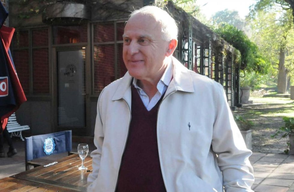 Miguel Lifschitz presentó una “desmejoría clínica” por su cuadro de coronavirus