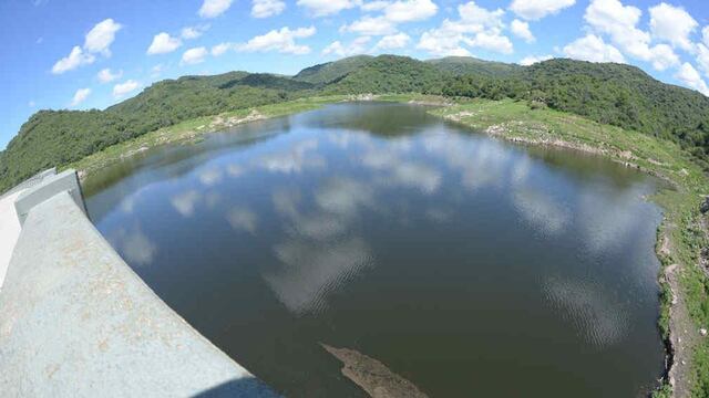 LA QUEBRADA. El dique que no puede crecer (La Voz/Darío Galiano).