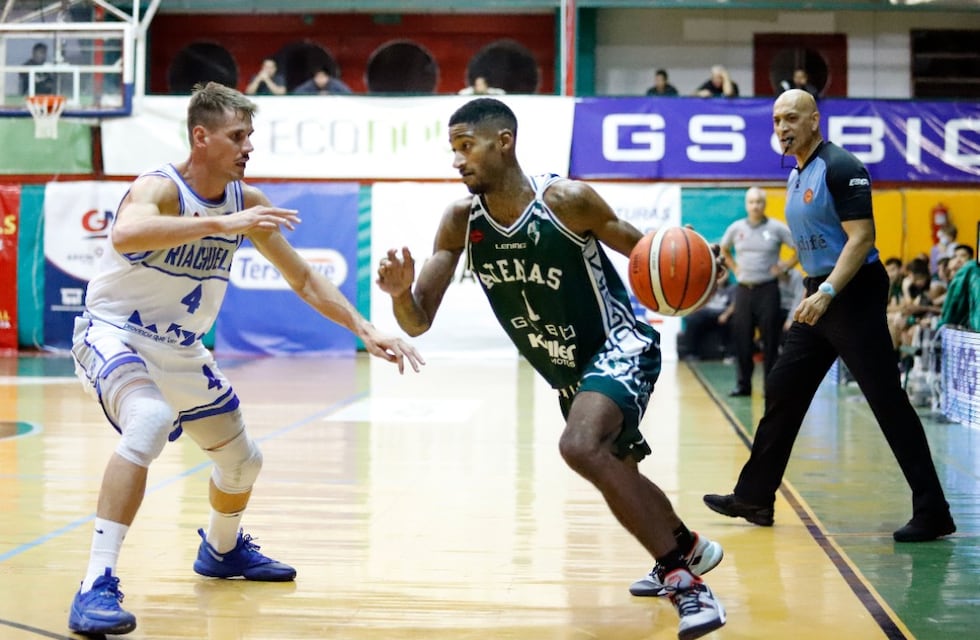 Atenas volvió al triunfo después de cuatro derrotas; valiosa victoria sobre Riachuelo