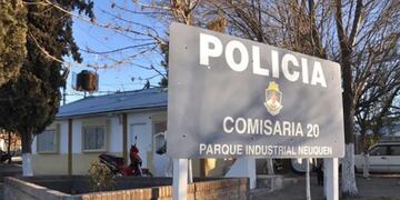 Abrió el portón del garaje y murió atropellada por su propio auto.