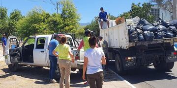 La intendenta de La Rioja denunció que bloquean la ciudad y no recogen residuos