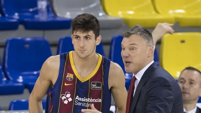 Leandro Bolmaro ingresa en el Barcelona