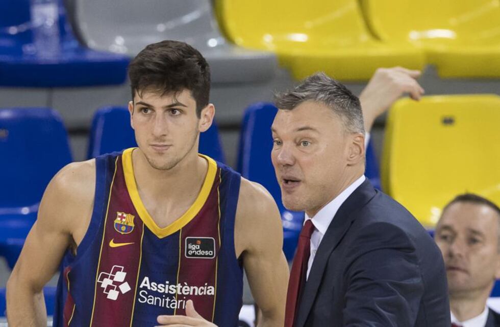 Con cuatro puntos de Bolmaro el Barcelona perdió en Francia