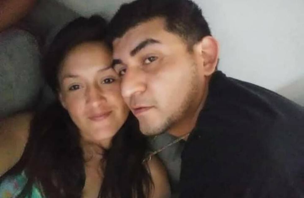 Camareros de Antares realizan una colecta para ayudar a la familia del hombre atropellado en Constitución