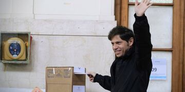 Kicillof recibe este lunes a intendentes radicales en la Casa de Gobierno