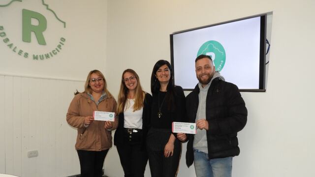 Mariana Elizabeth Alarcón Ortega (Tapicería) y Emiliano Oscar Teves (Mecánico dental), accedieron a ayudas económicas a través de la Oficina de Empleo.