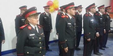 Diamante sigue en alerta y se suman bomberos de Crespo