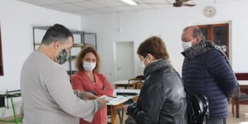 Entrega de subsidios a Coadis y el Jardín 916