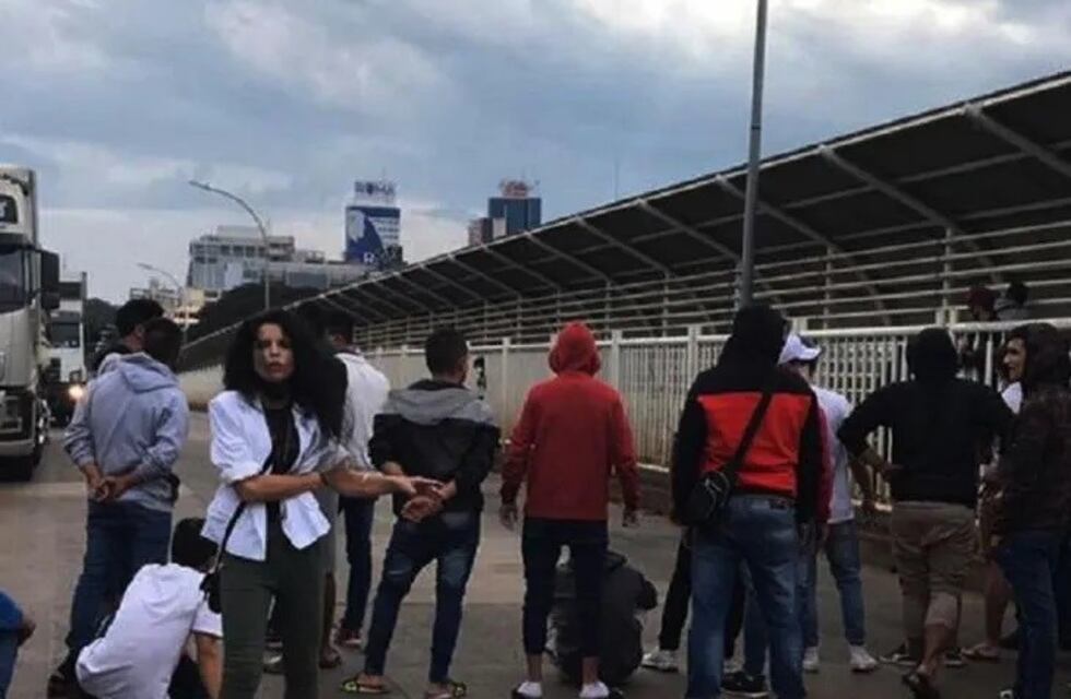 Más de 200 paraguayos intentan ingresar desde Brasil por Ciudad del Este por día