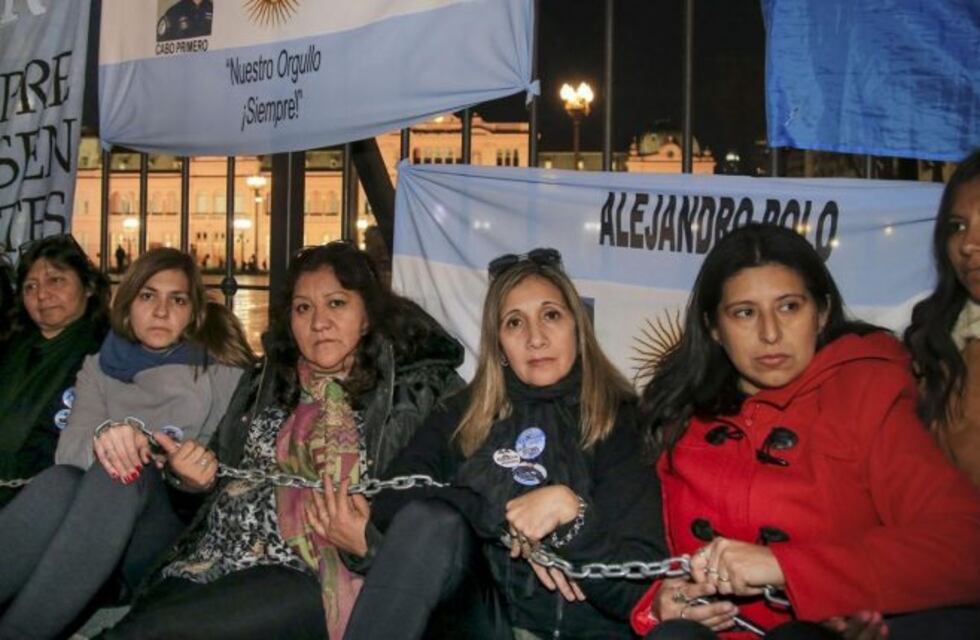 Se derrumbó la carpa de los familiares del ARA San Juan en Plaza de Mayo