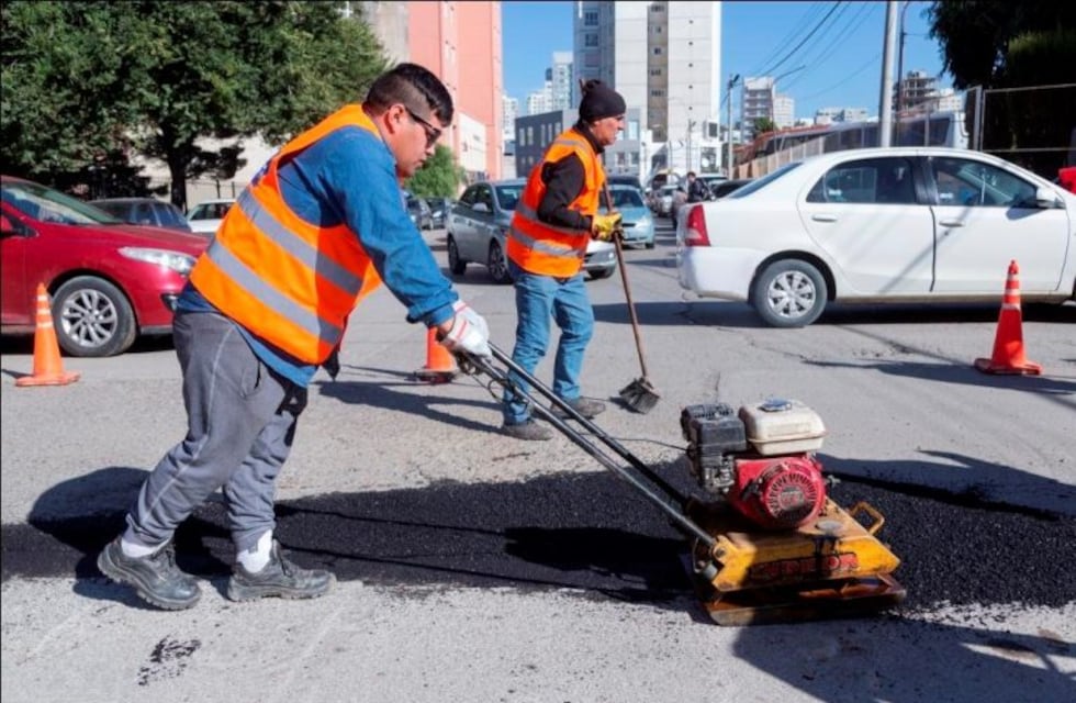 Avanza el Plan Integral de Bacheo en toda la ciudad