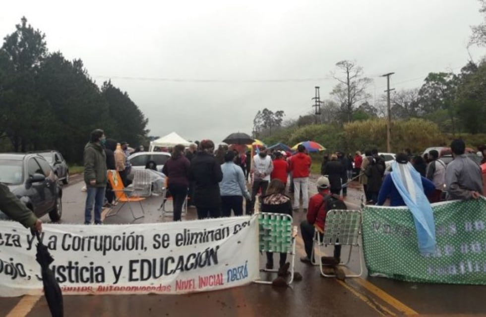 Por segundo día consecutivo los docentes autoconvocados cortan rutas en Misiones